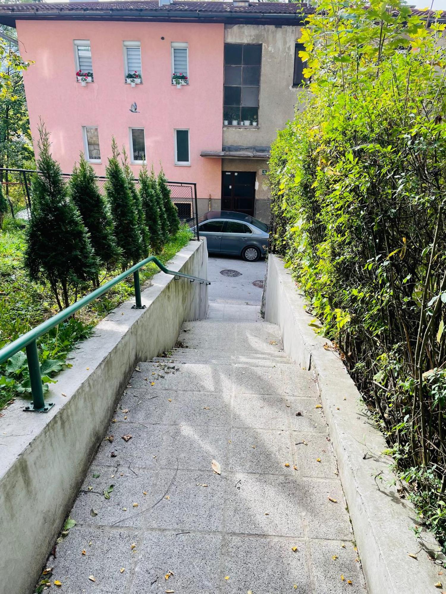T&n Studio-center-free Parking,ac,train-bus Station Apartment *